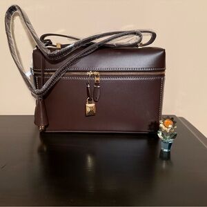 NEW Brown Crossbody Shoulder Bag with white stitching